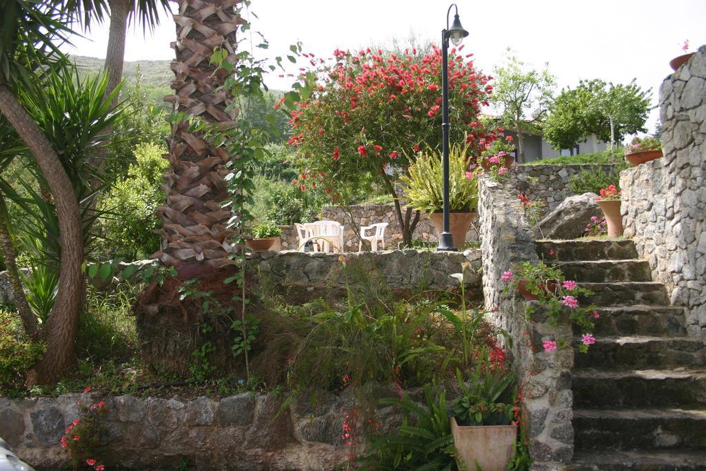 B & B Korello Gasponi 外观 照片